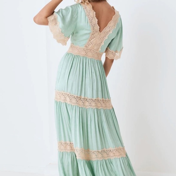 Spell Ocean 🌊 Gown in Seafoam - Picture 7 of 16